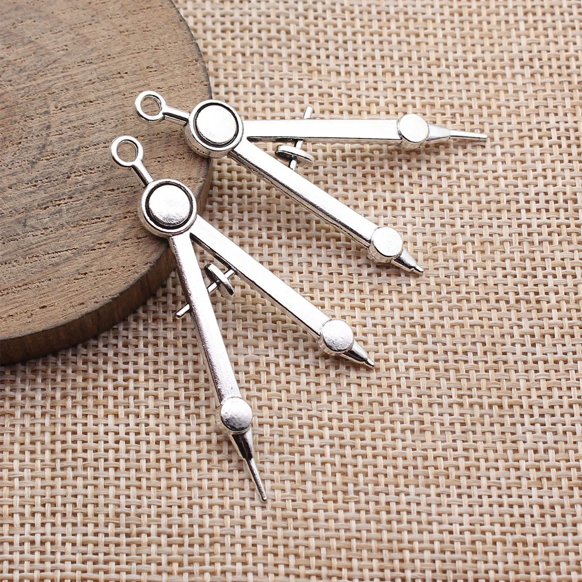 5pcs 50x24mm Antique Silver Color 3D Compass (For Drawing Circles) Pendant Handmade Jewelry Making Accessories