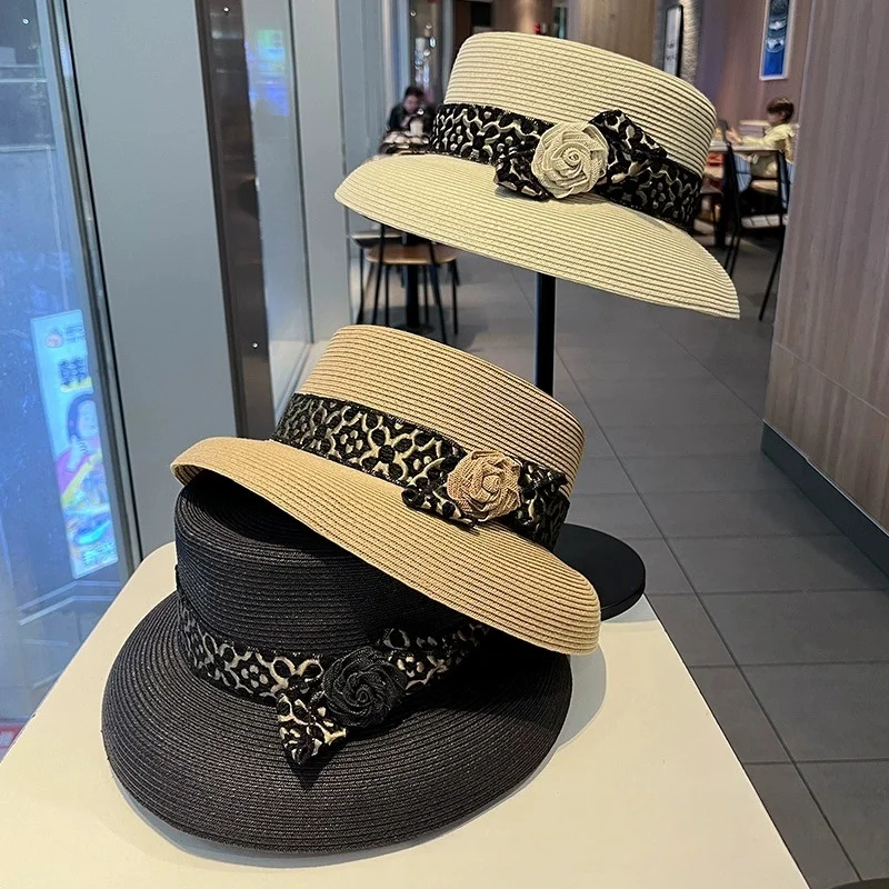 women's-summer-straw-hat-leopard-print-flat-top-hat-korean-style-fashionable-sun-hat-casual-and-elegant-beach-sun-hat