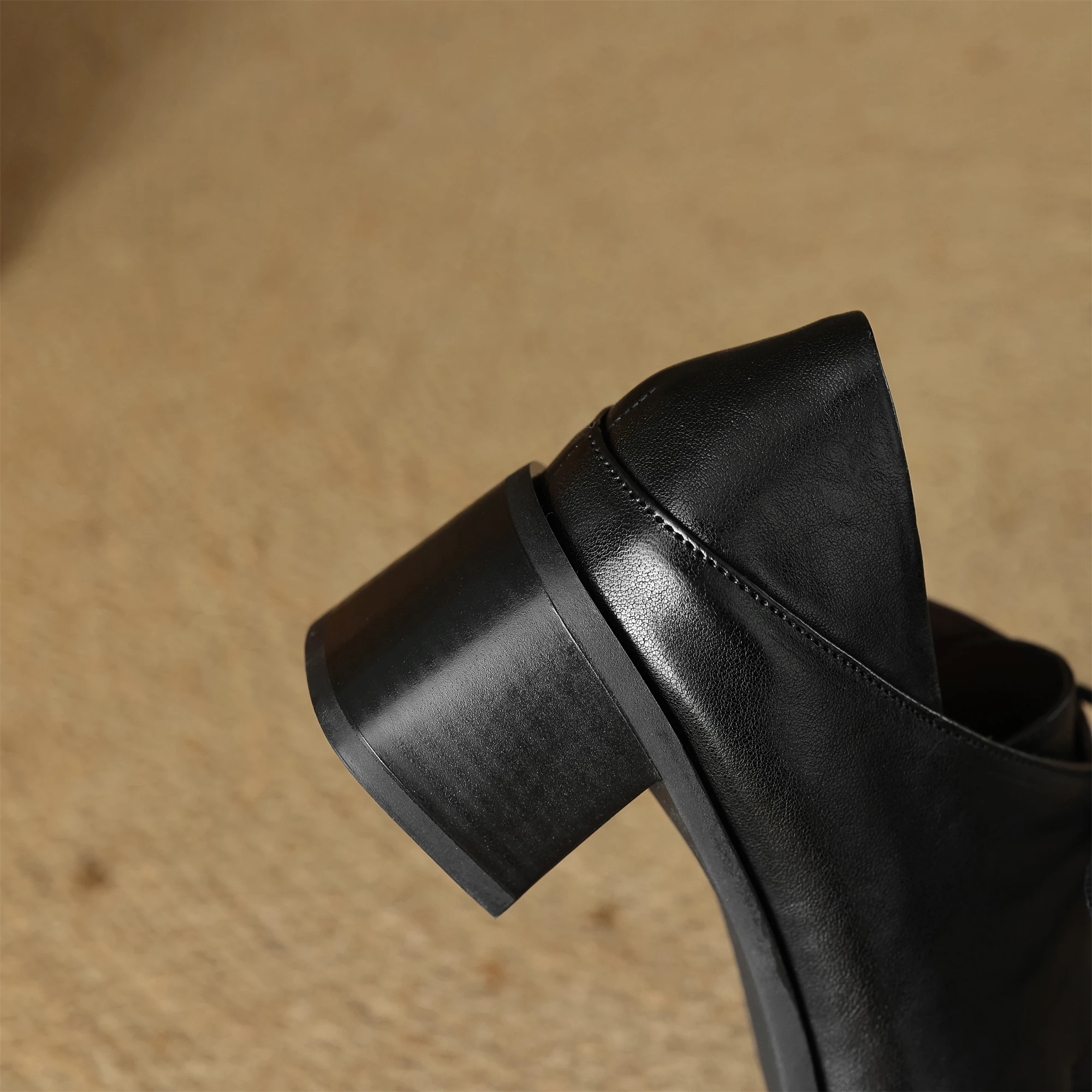 Hot Sales Women's Leather Block Heel Oxford Shoes Square Toe Lace-Up with Stacked Heel & Flower Metal Decoration Ladies Office