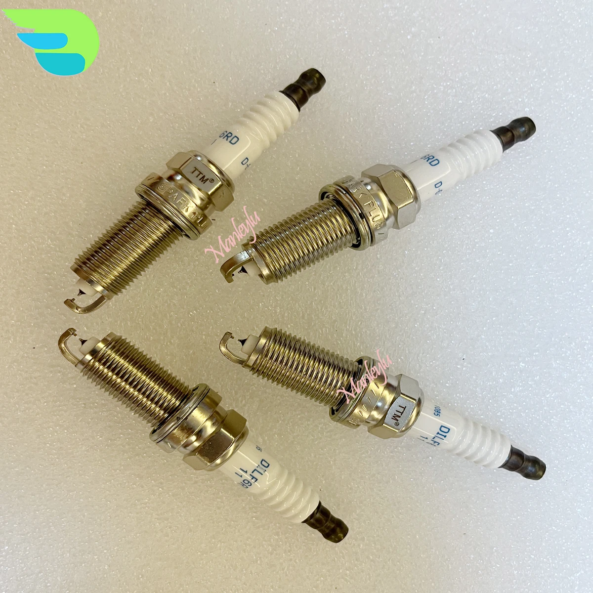 4pcs DOUBLE IRIDIUM Spark Plug 68148183AC SP148183AC REC10WMPB4 Applicable: 2.0L 2.4L Jeep Cherokee KL Guide M6 Compass MP Trait