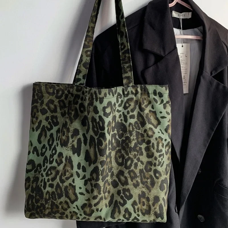 Moda simples leopardo impressão lona sacolas para mulheres tendência lazer estudante grande capacidade de armazenamento bolsa ombro bolsas