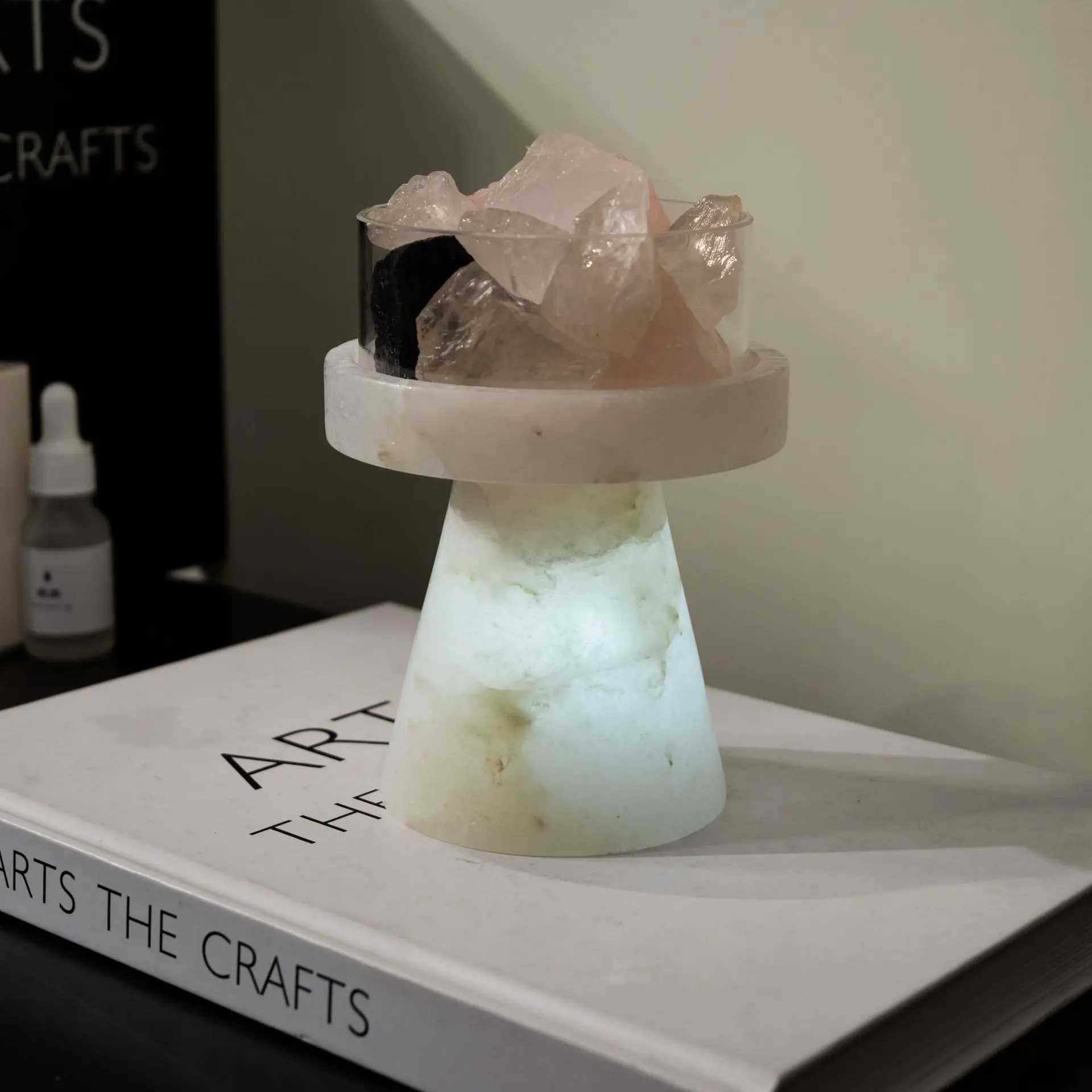 DSA Modern Aromatherapy Cloud Fragrance Diffuser LED Ambient Light Desktop Bedside Table Ornament High-end Ornaments Gifts