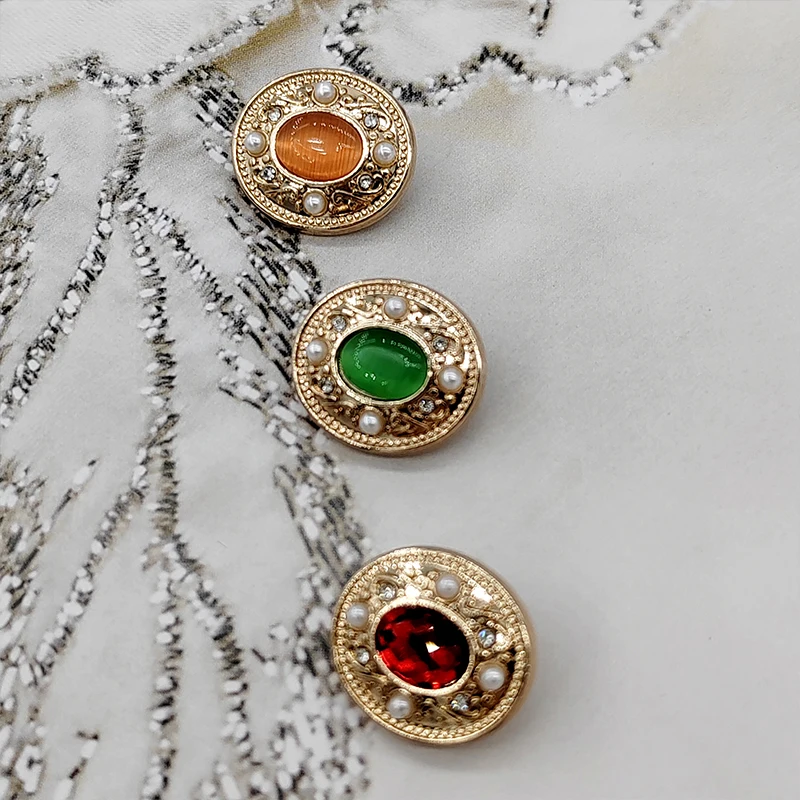 18MM Vintage Cat Eyes Luxury Rhinestone Pearl Beaded Shank Buttons Of Clothing High Quality Fashion Metal Button For Women Coat