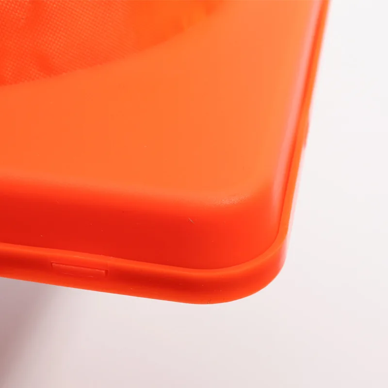 مخروط عاكس قابل للطي يسلط الضوء على المتراس البلاستيكية على الطرق المخروط مرافق المرور ضد الشغب ومتين #4