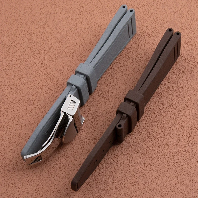 20 mm Universal-Zubehör-Uhrenarmband für Oum-Armband Black Bay GMT Pelagos Fluororubber Q7 Gummiarmband mit flachem Ende