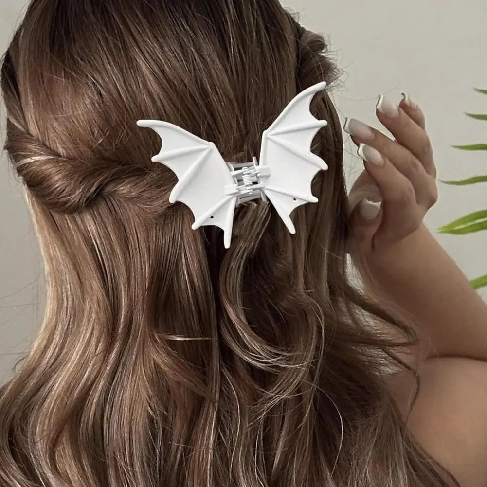 Women Hair Clip Halloween Bat Shape Shark Hair Claw Anti-slip Teeth Metal Grabbing Clips Hair Accessory Halloween Metal Hairpin view 5