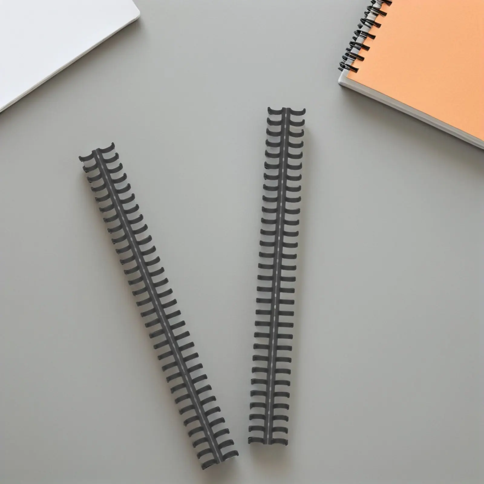 

20Pcs Plastic Binding Combs 30 Hole Round Design Loose Leaf Notebook Rings for DIY School Office Report Binding Coil Supplies