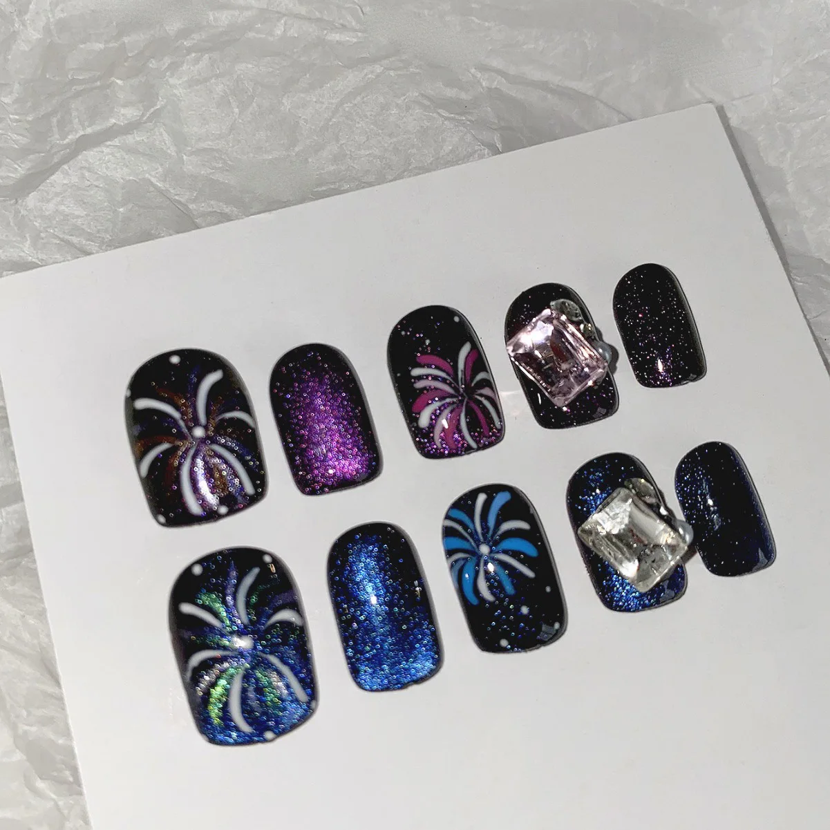 10pcs Fireworks Cat's Eye Handmade Square Nails Rhinestones Fake Nails Medium Length Gradient False Nails Finished Press On Nail