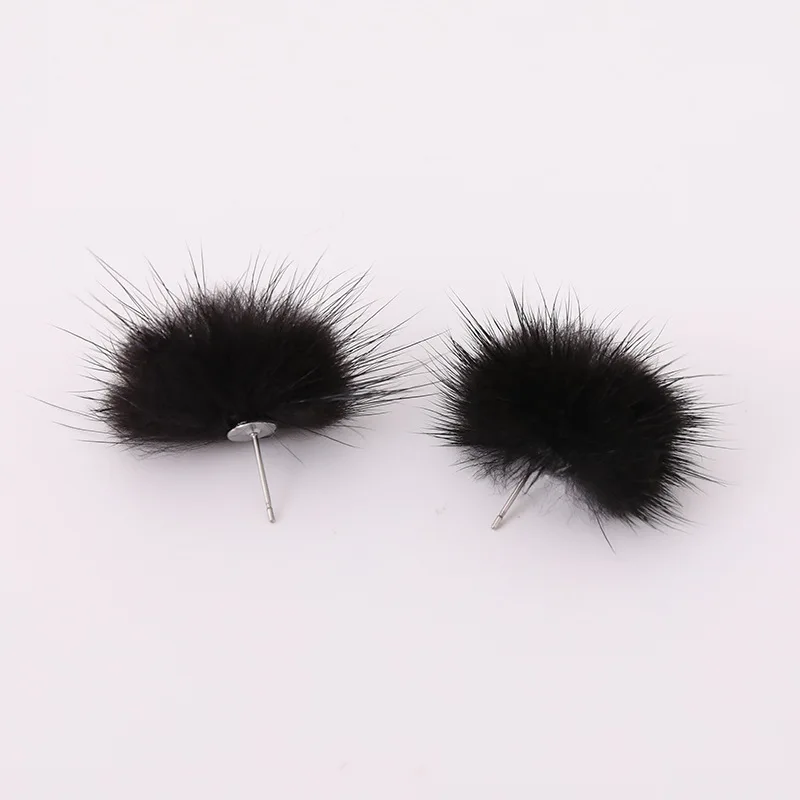 2023 Trend Winter Cat Ear Mink Hair Fur Ball Plush Stud Earrings For Women Jewelry Enamel Girl Christmas Gifts silver Needle