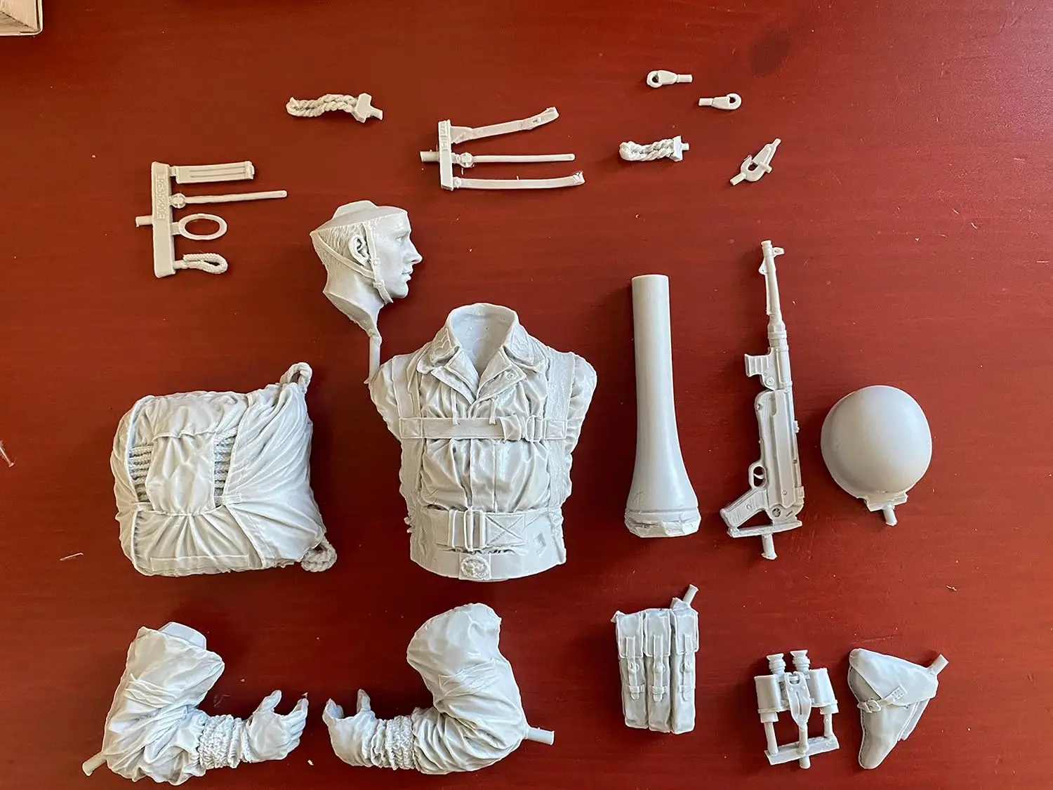 model kit resin kit X-090  paratrooper bust
