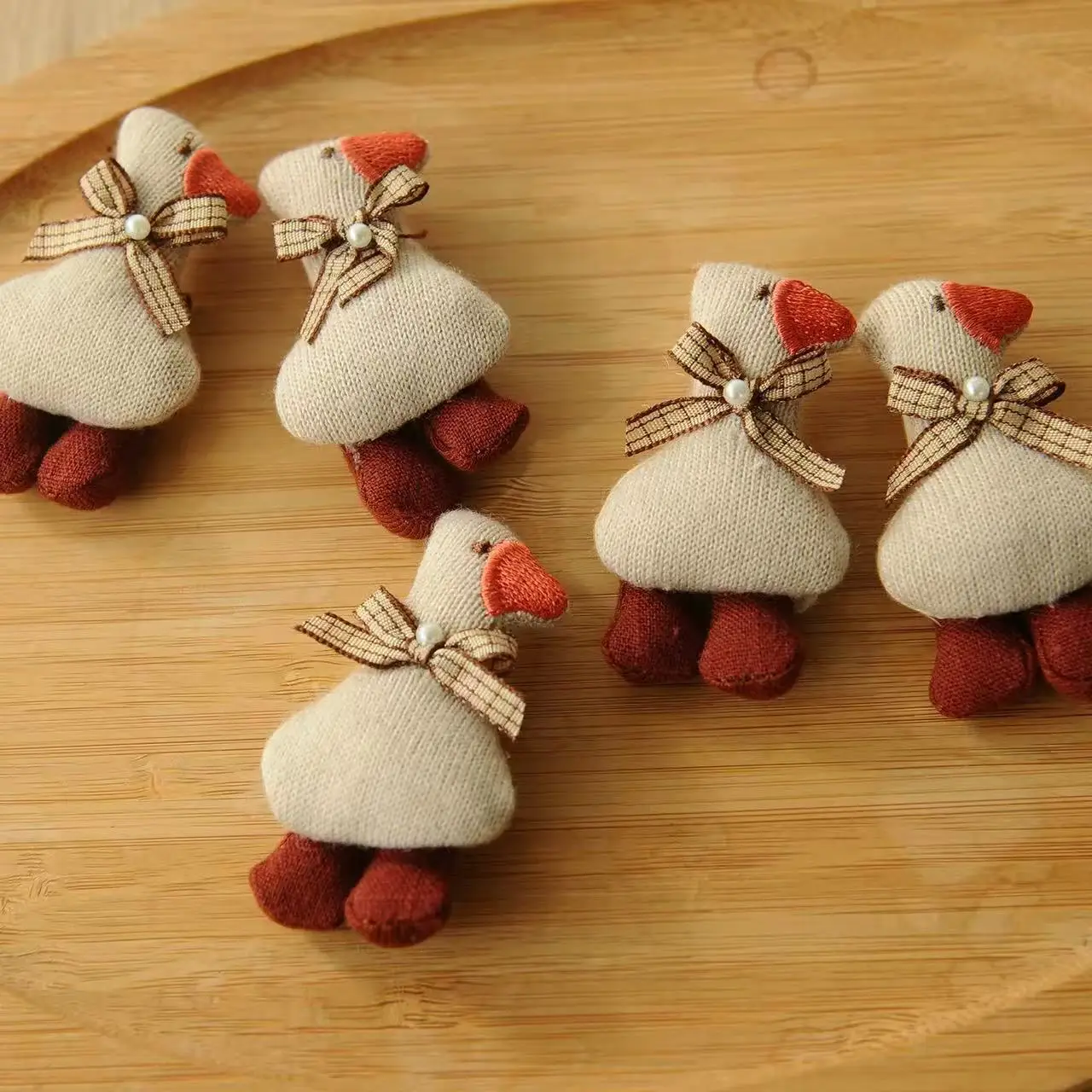 New Literary and Artistic Small Fresh Beads Duckling Fabric Cotton-filled Cartoon Bag Accessories Mori Girl Brooch