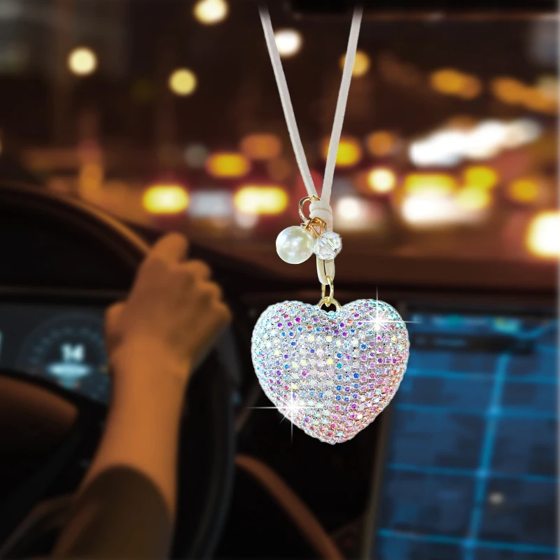 Diamond-studded love car interior pendant, fashion car rearview mirror, peach heart pendant, car interior goods pendant