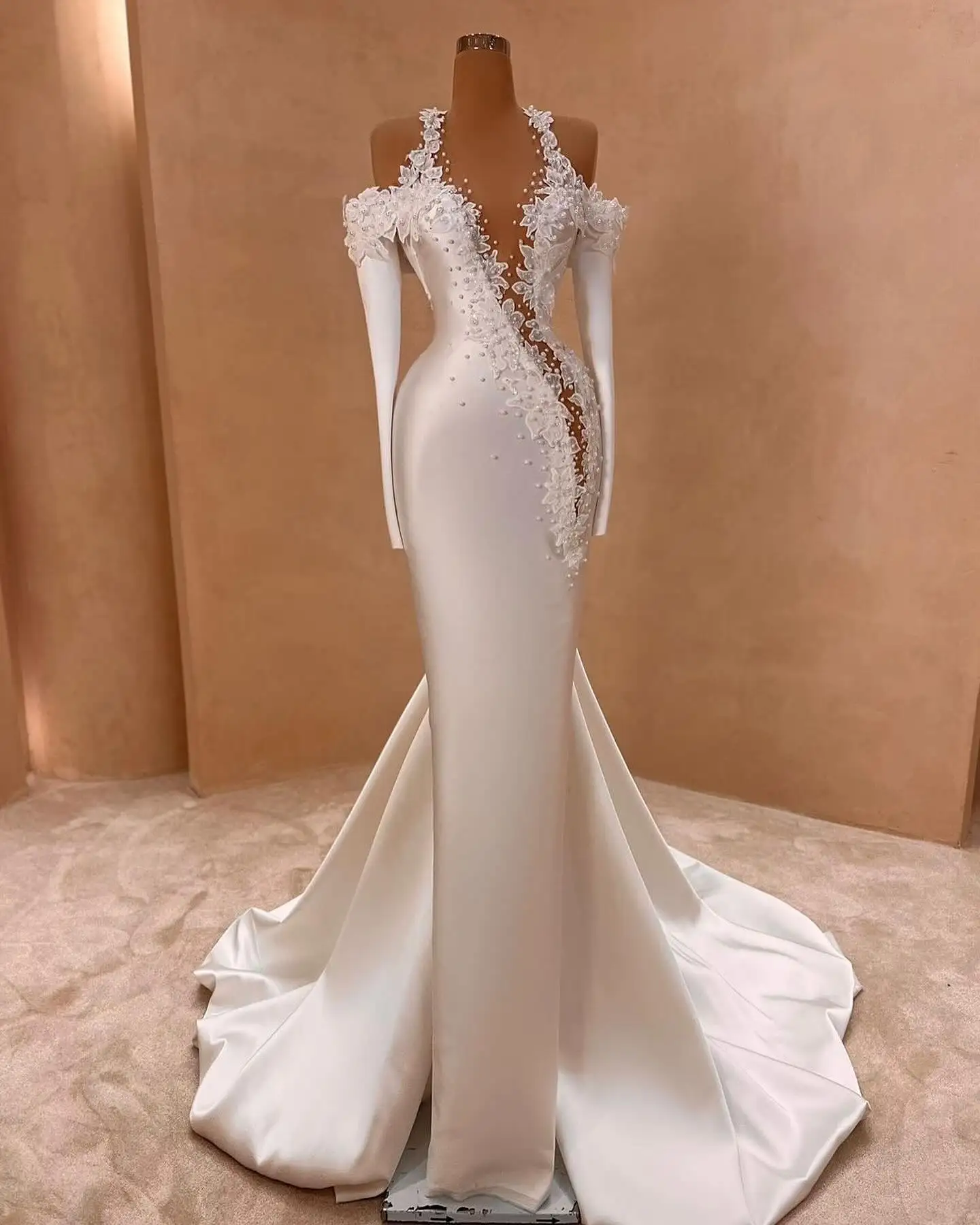 Vestidos de novia de satén de sirena para novia, Apliques de encaje, flores y perlas, vestidos de novia de manga larga, 2025