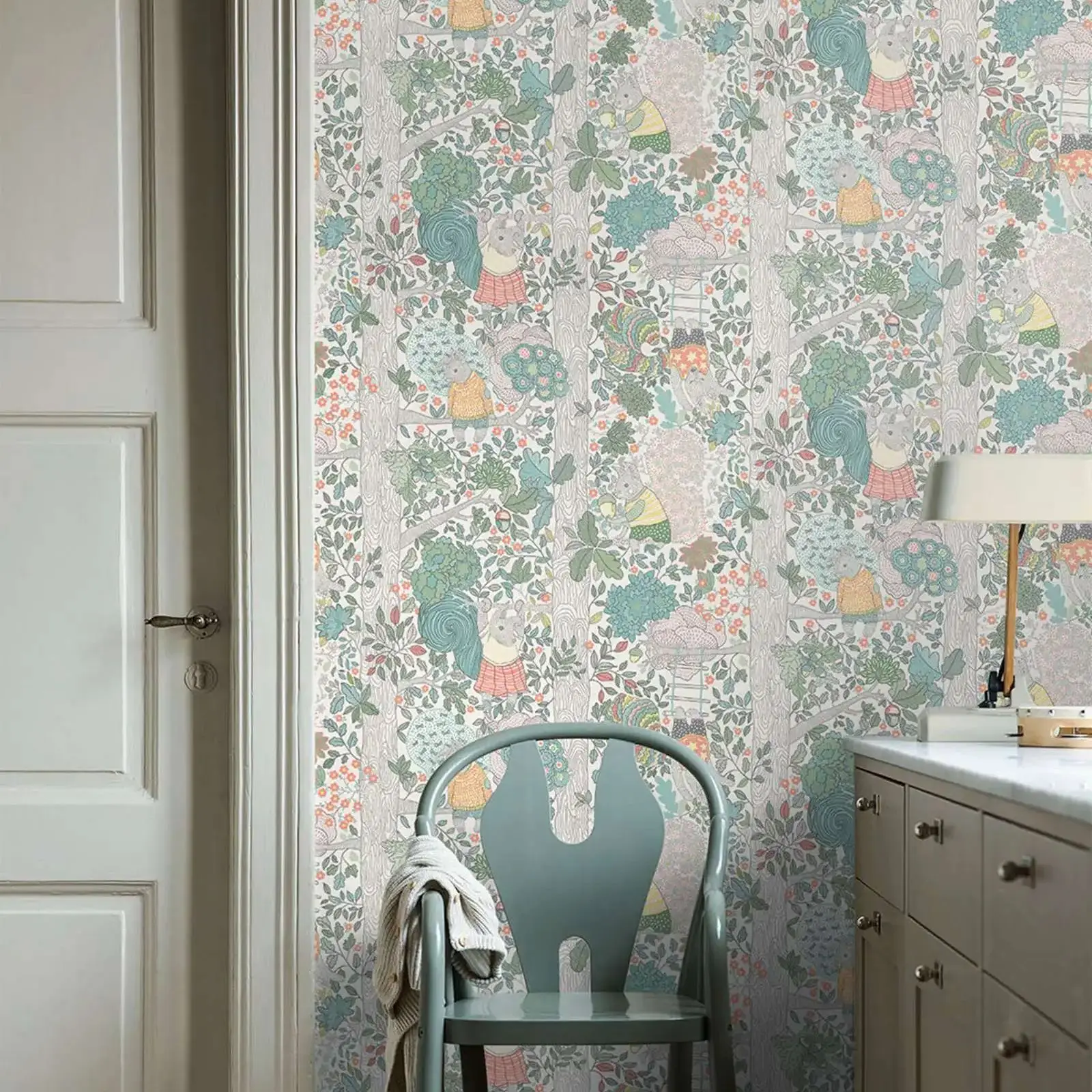 Children's Room Wallpaper, Cute Animal Pattern Wall Papers For Kids, Peel and Stick Or Tradition Non-woven Un-paste Wallpaper