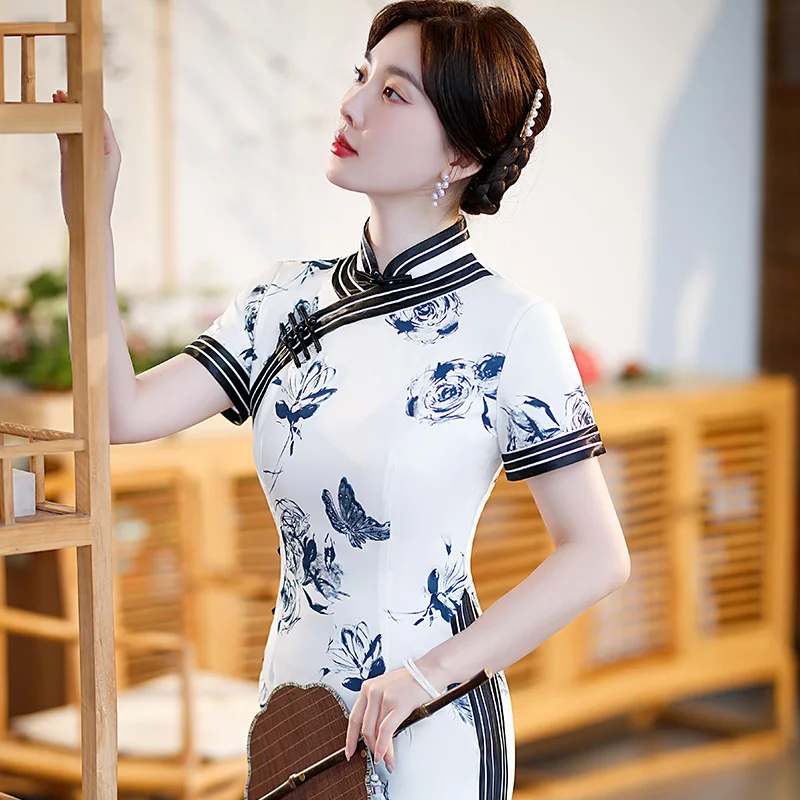 

Yourqipao 2023 Summer Plus Size White Cheongsam Retro Fashion Elegant Modern Qipao Chinese Style Evening Wedding Dress for Women