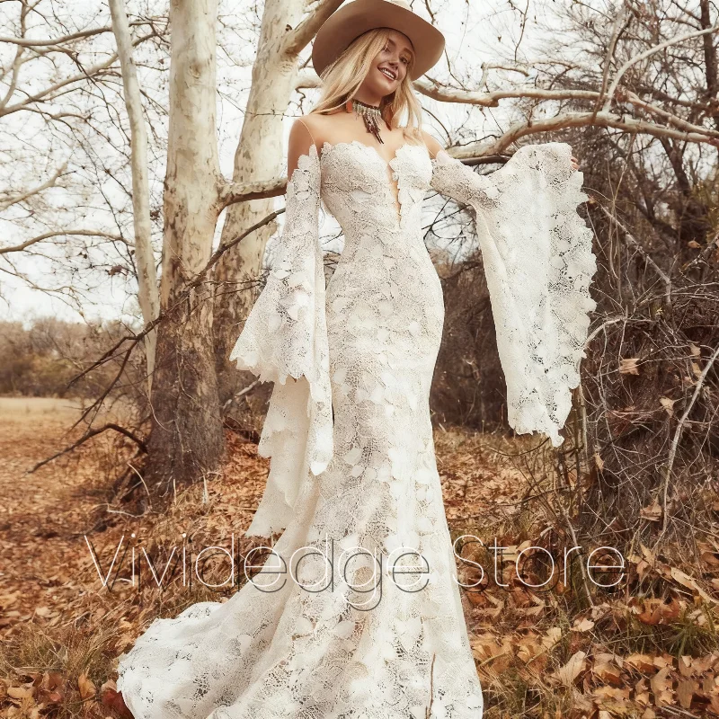 Customized White Real Bohemian Rustic Wedding Dress Round Neck Sheer Feeling Fishtail Lace Flared Sleeve Bridal Gown