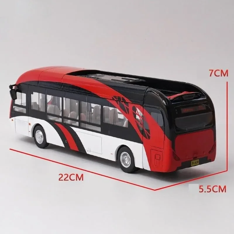 1:32 School Bus Car Model Diecast Metal Toy Vehicles City Bus Simulation Doors Openable Sound & Light Collection Kids Toys Gifts