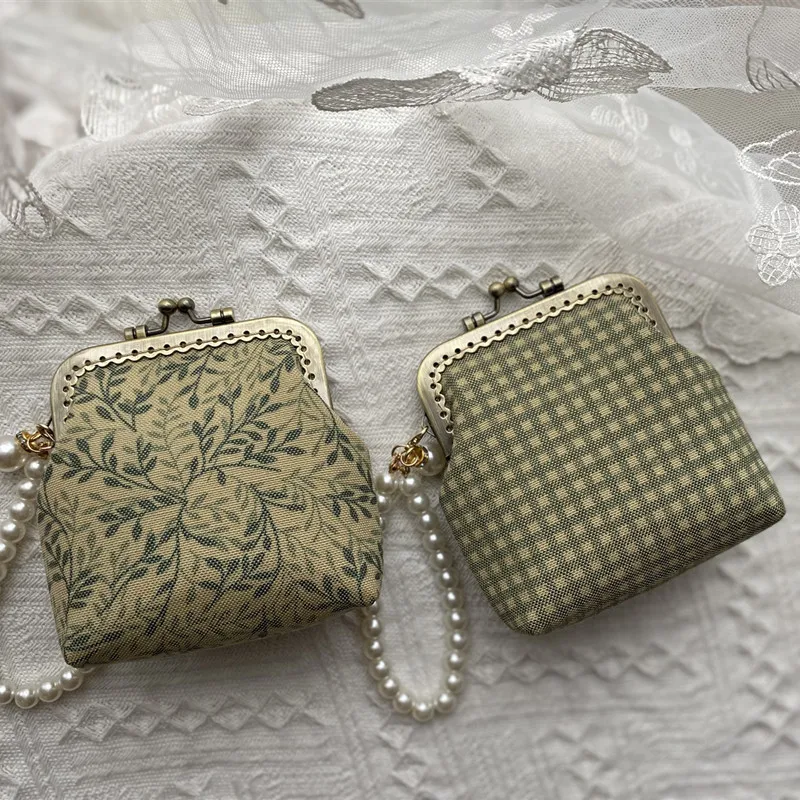 Lost in Vintage Willow Leaf Pattern Coin Bag Design Fabric Clutch Gold Kiss Lock Clasp with White Pearl Beaded Chain Wedding Bag