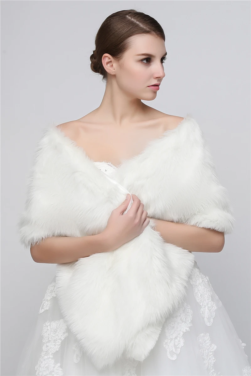 Veste d'Hiver Chaude en Fausse Fourrure pour les Patients, Châle Enveloppant, Noir et Blanc, Accessoires de Mariage, Bon Marché, en Stock, Offre Spéciale