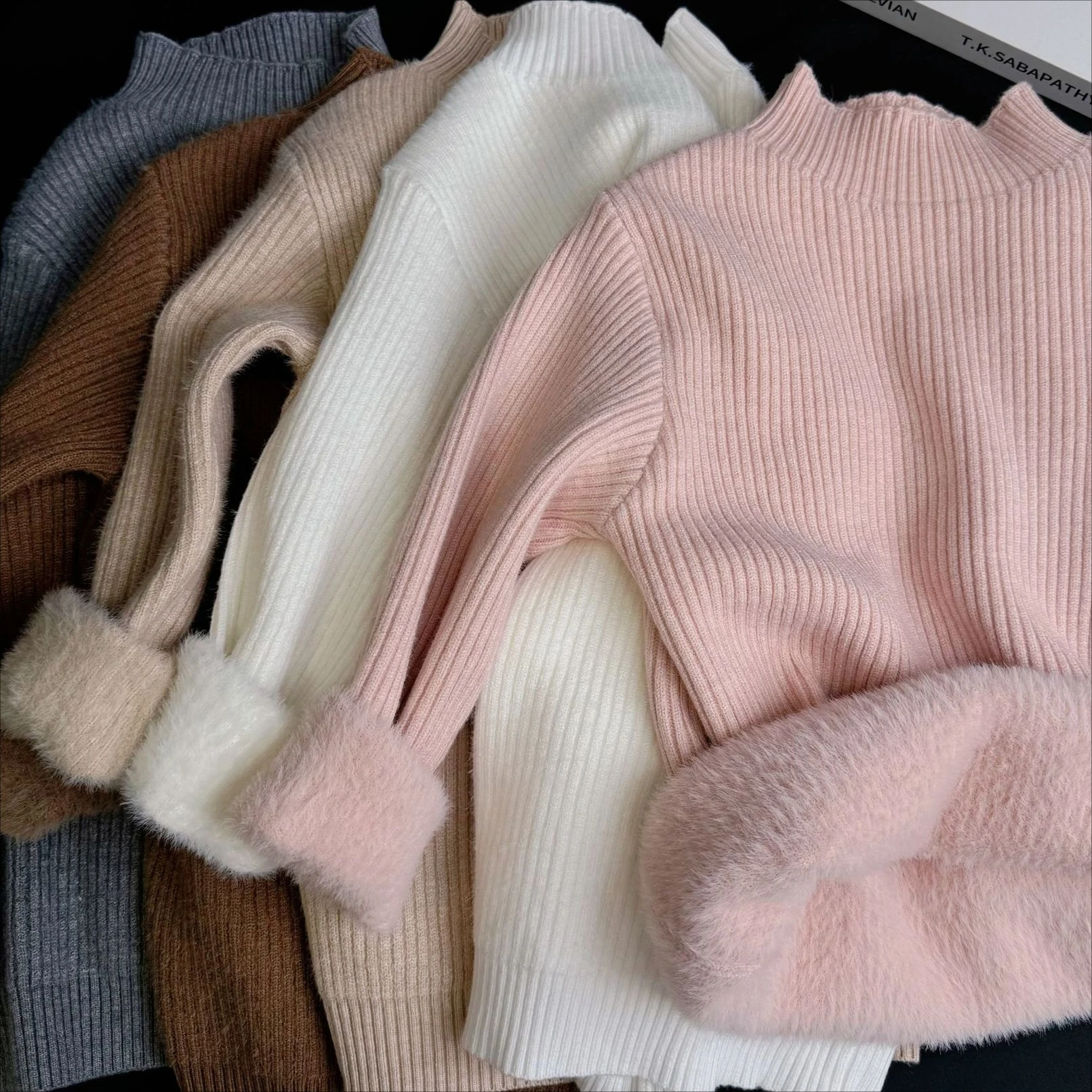 Baby A-Class Fleece-Lined Sweater Boys Girls Knit Pullover Winter Warm Tops All-in-One Plush Infant Clothes Casual Basic Wear