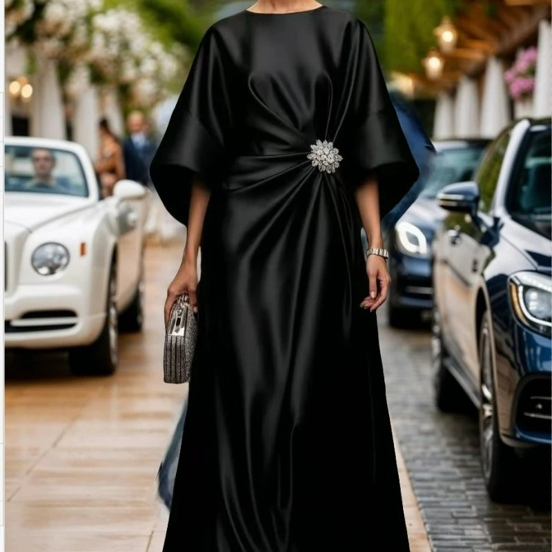 แฟชั่นฤดูใบไม้ร่วงปี 2026 เสื้อผ้าอเนกประสงค์สำหรับใส่ทำงาน ทรงพลีทหลวม สไตล์หรูหรา ประดับลูกปัด ดีไซน์ผ้าซาติน สำหรับผู้หญิง