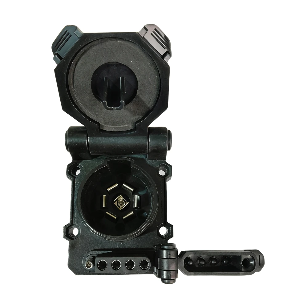 Heavy-Duty USA Vehicle 7-Way RV & 5-Way Flat Trailer Socket with 4-Hole Mount & Impact-Resistant Cover