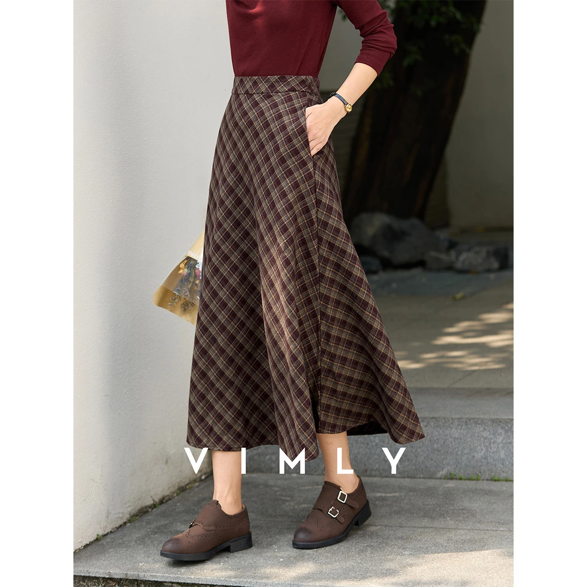 

VIMLY Vintage Plaid Skirts for Woman Autumn 2025 Fashion A-line Midi Ladies Skirt Casual Loose Zipper Pocket Female Skirt A2701