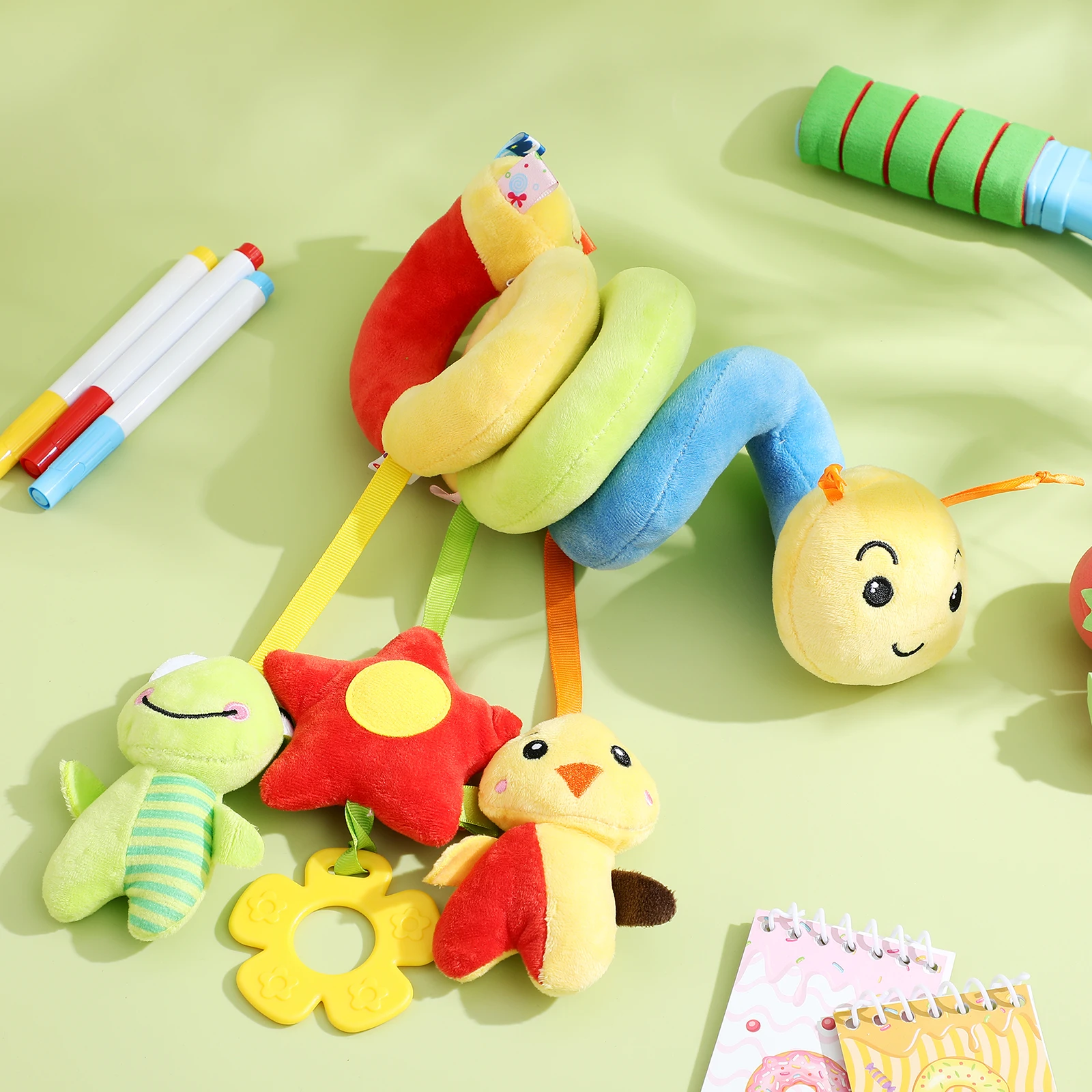 Culla a spirale appesa attività stridulo cartone animato passeggino sonagli auto infantile spirale culla avvolgere gioca passeggino sonagli per bambino