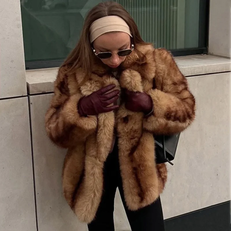 2025 Winter Women‘s Luxurious Lapel Faux Fur Coat, Long Sleeve Pocket Thickened Jacket, Warm Street Style Coat