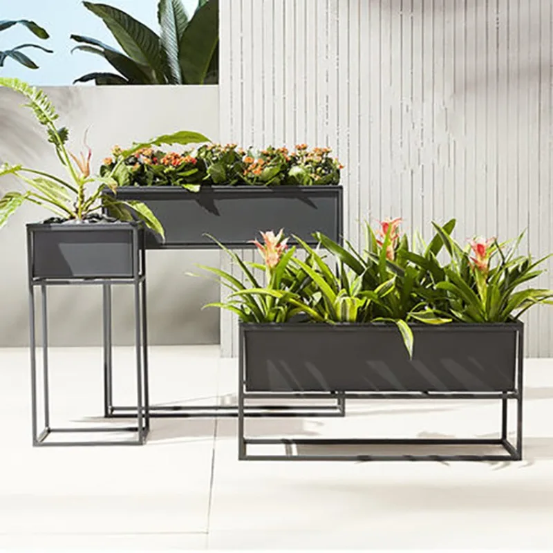 

Outdoor square wrought iron flower box, living room flower display stand