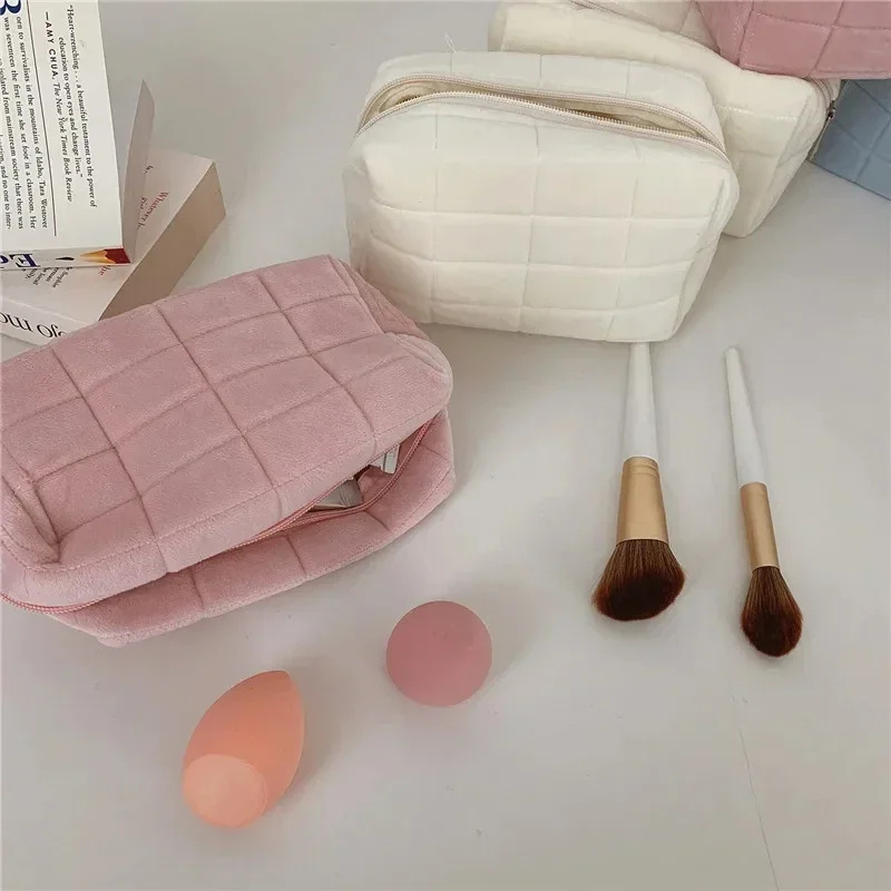 Bolsa de cosméticos grande de Color sólido con cremallera, bonita bolsa de maquillaje de piel para mujer, bolsa de aseo de viaje, bolsa de lavado, bolsa de felpa para bolígrafos