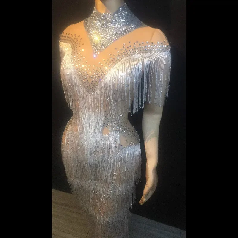 Vestido largo con flecos blancos y diamantes de imitación brillantes para mujer, ropa de escenario Sexy para Celebración de cumpleaños, fiesta de graduación, cantante