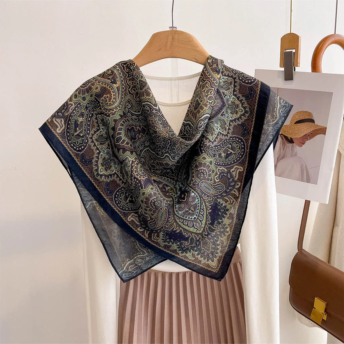 

Silk Square Scarf Hijab Luxury Shawl Bandana Headscarf Ribbon Headband Foulards Femme Wraps Neckerchief Female Hair Bands
