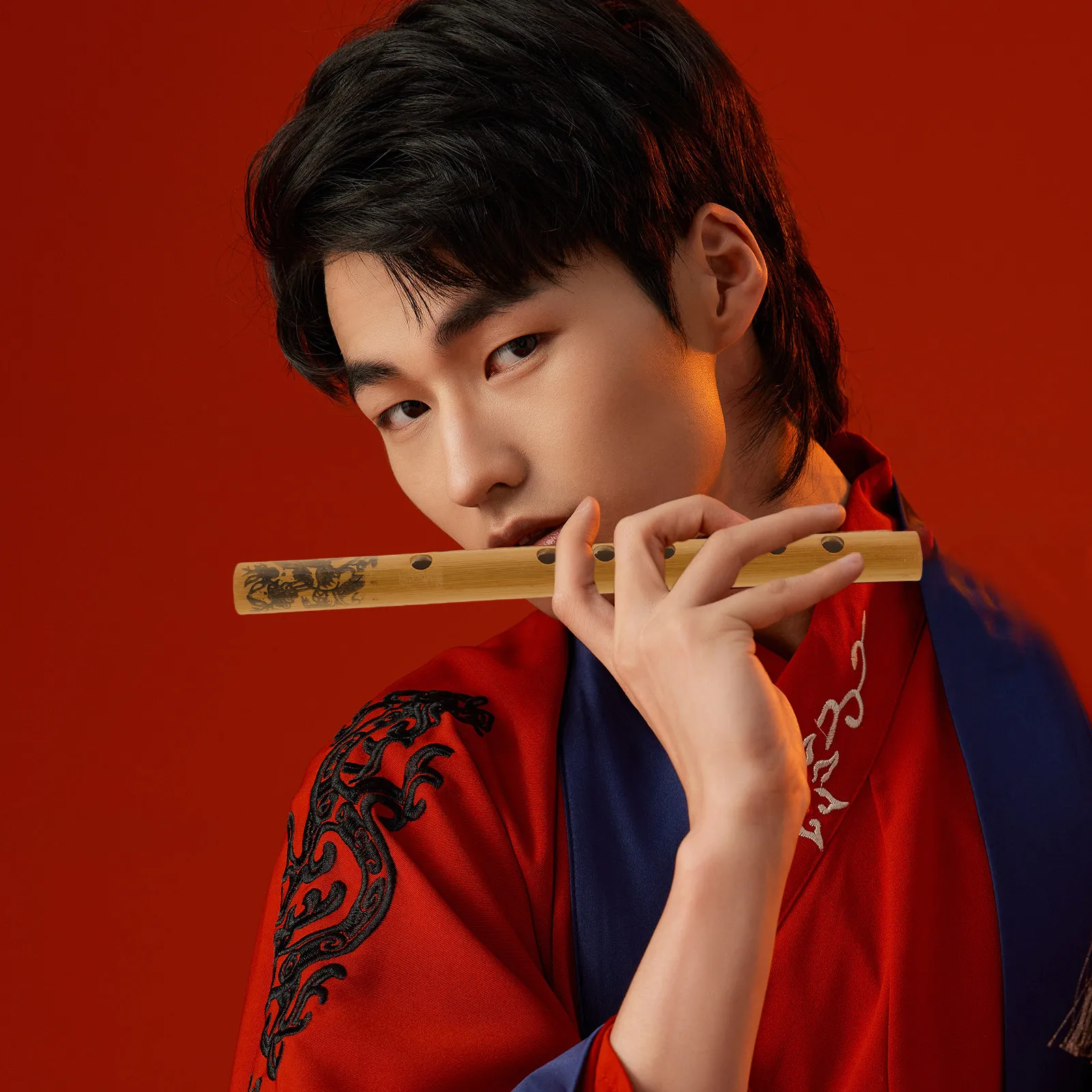 

Chinese Bamboo Vertical Flute 6 Hole Clarinet Portable Beginner Wind Instrument for Student Practice and Performance