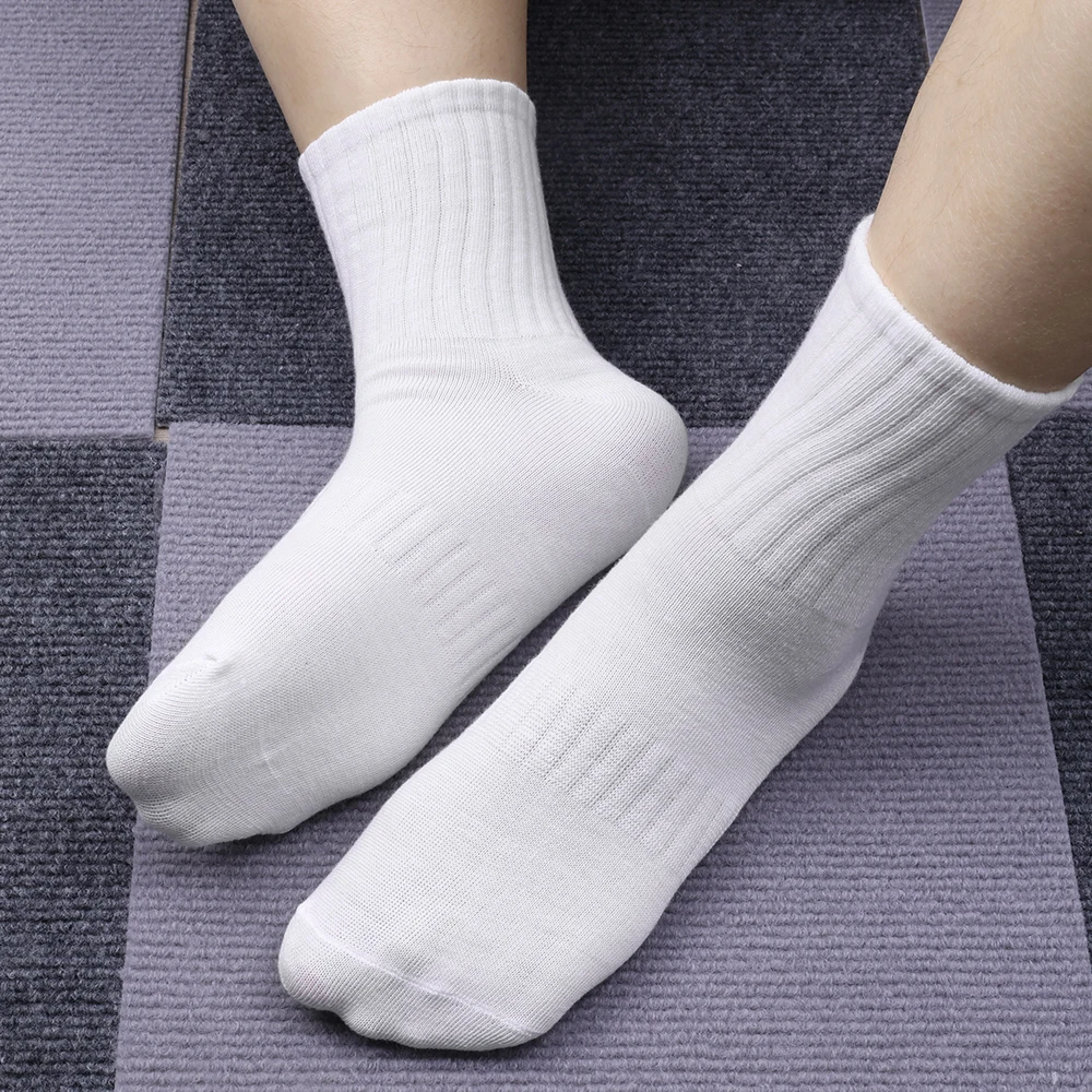 Soft Cotton Socks Men Women Solid Black White Breathable High Quality Sport Socks Spring Summer Male\'s Business Mid-tube Sock