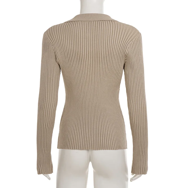 سترة نسائية للخريف والشتاء ذات ياقة بسيطة - لون سادة وأزرار سفلية بقصة ضيقة وحاشية مقسمة، ملابس تريكو عصرية أنيقة غير رسمية