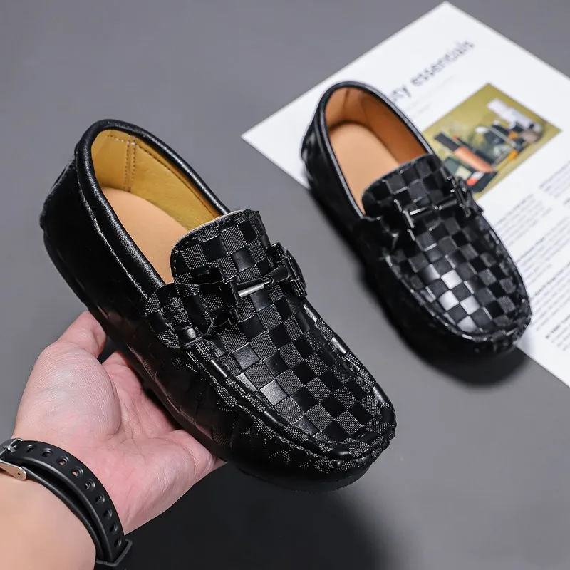 Sepatu KACANG kinerja siswa empat musim sepatu datar Slip on sepatu kulit Suede mokasin anak-anak sepatu berjalan nyaman anak-anak