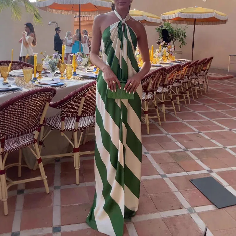 Letnia seksowna sukienka boho z odkrytymi plecami i wycięciami, nowa damska elegancka sukienka plażowa bez rękawów typu halter, elegancka sukienka w paski z plisami na wakacje.