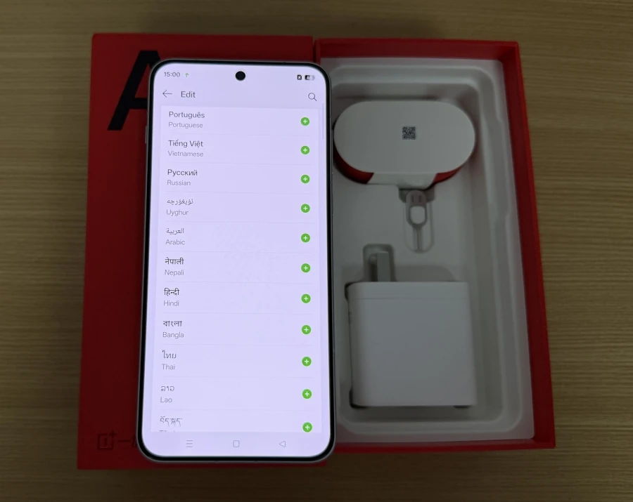 Unlocked Oneplus Ace 6 5G Smart Phone 6.83‘’ AMOLED Screen 7800mAh Battery 120W Super Charge 50MP Main Camera NFC Google Play