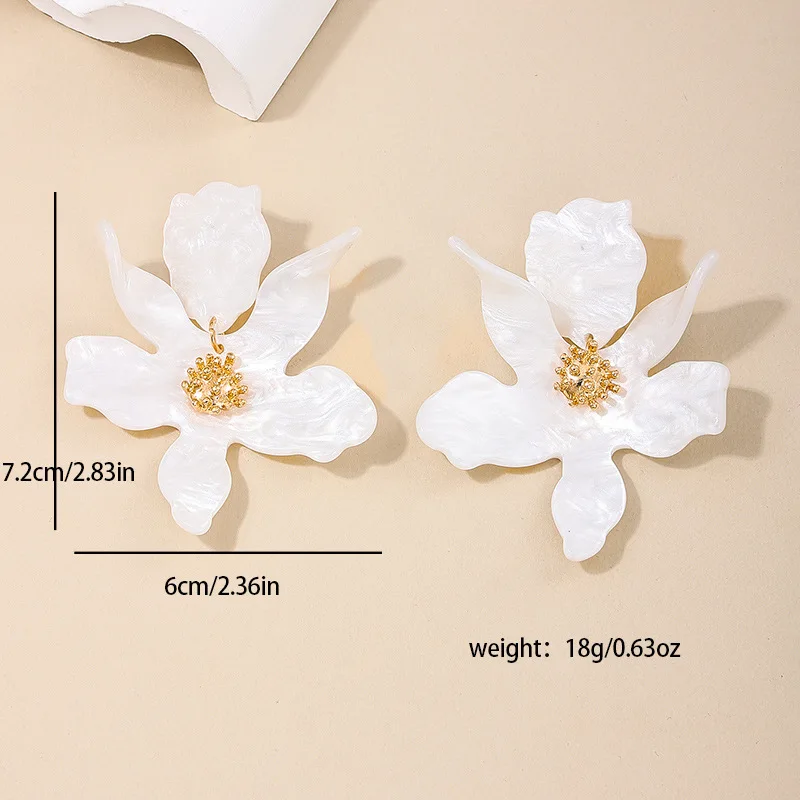 New Large Flower Earrings Versatile Temperament Trendy People Sweet White Stamen Valentines Day Women\'s Boho Acrylics Earrings