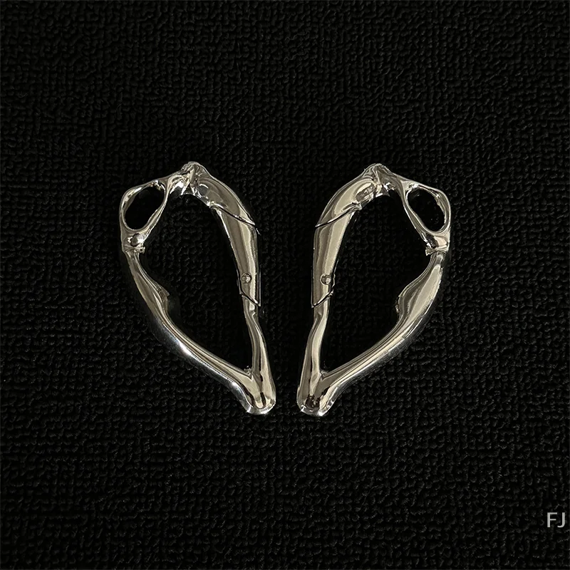 [YU]Shaped Metal Carabiner Keychain Multifunctional Mountaineering Car Key Ring Gothic Backpack Waist Hanging Decor DIY Y2K