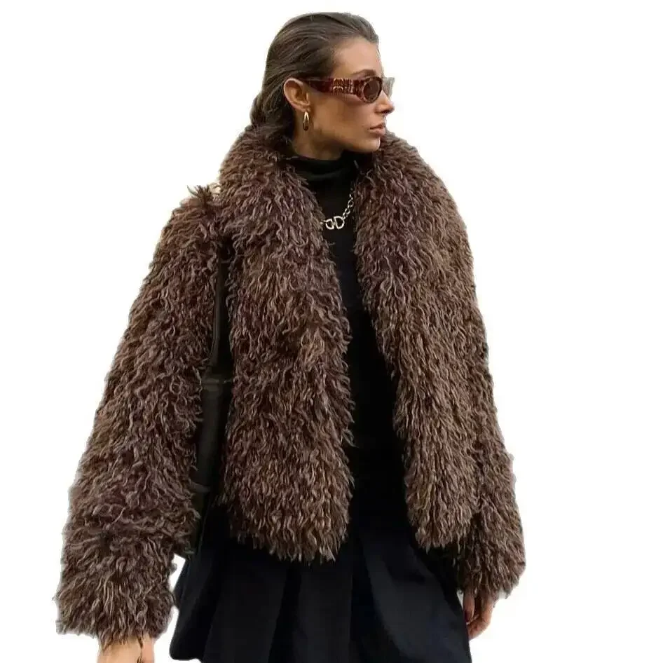 Cappotto a maniche lunghe in pelliccia sintetica Teddy Colletto rovesciato 2025 Nuova giacca da donna moda invernale con collo a maniche lunghe