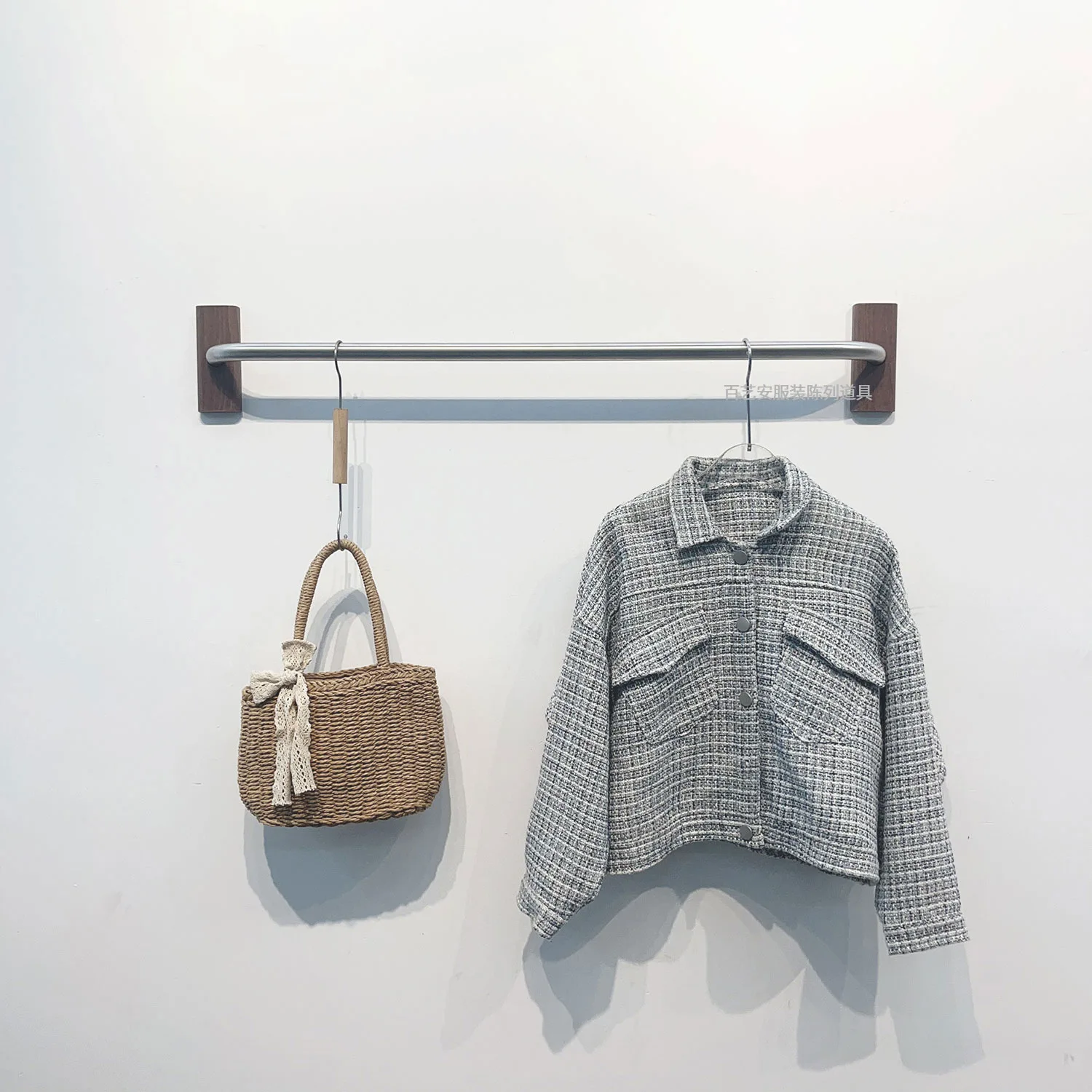 

Customizable Clothing Store Wall Hanger Walnut Display Rack Stainless Steel Display Rack Clothing Store Edition Display Rack