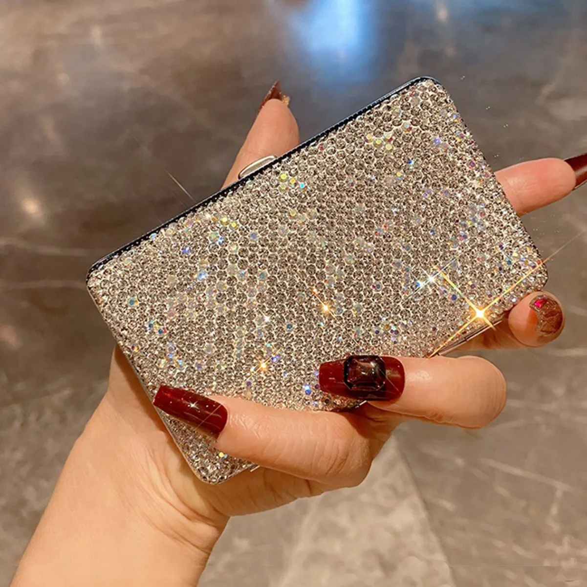 Fashionable Flip Co…