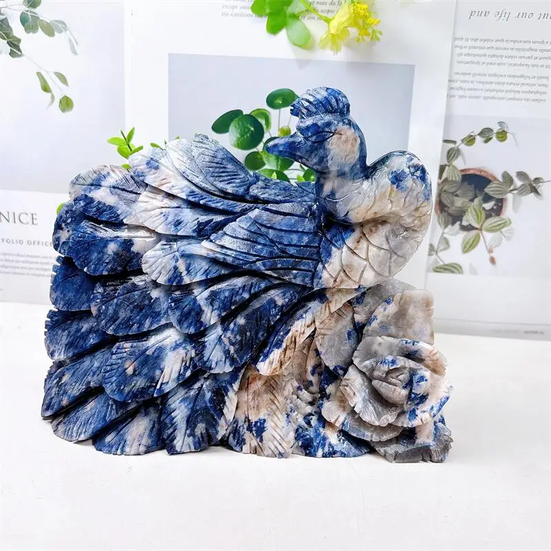Natürliche blaue Sodalith-Pfau-Schnitzerei, Heilkristalle, Edelstein, Sammlerstück, Heimdekoration, Weihnachtsgeschenk, 1 Stück