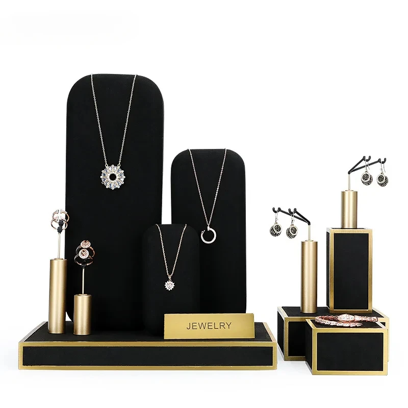 حامل عرض المجوهرات، ضوء نافذة من الألياف الدقيقة السوداء، قلادة فاخرة، أقراط، خاتم، دعائم عرض المجوهرات، رف مجوهرات راقي #4