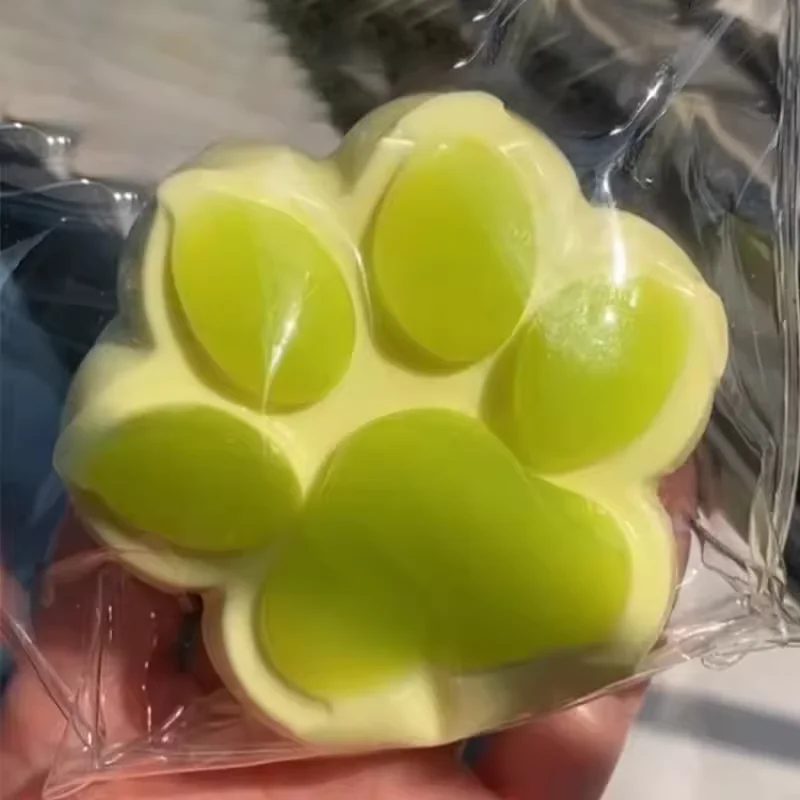 Children Toys  Pressure Resistant Equipment Extrusion Exhaust Cat Claw Fruit Soft Jelly Feel Relief Floating Mood Gifts