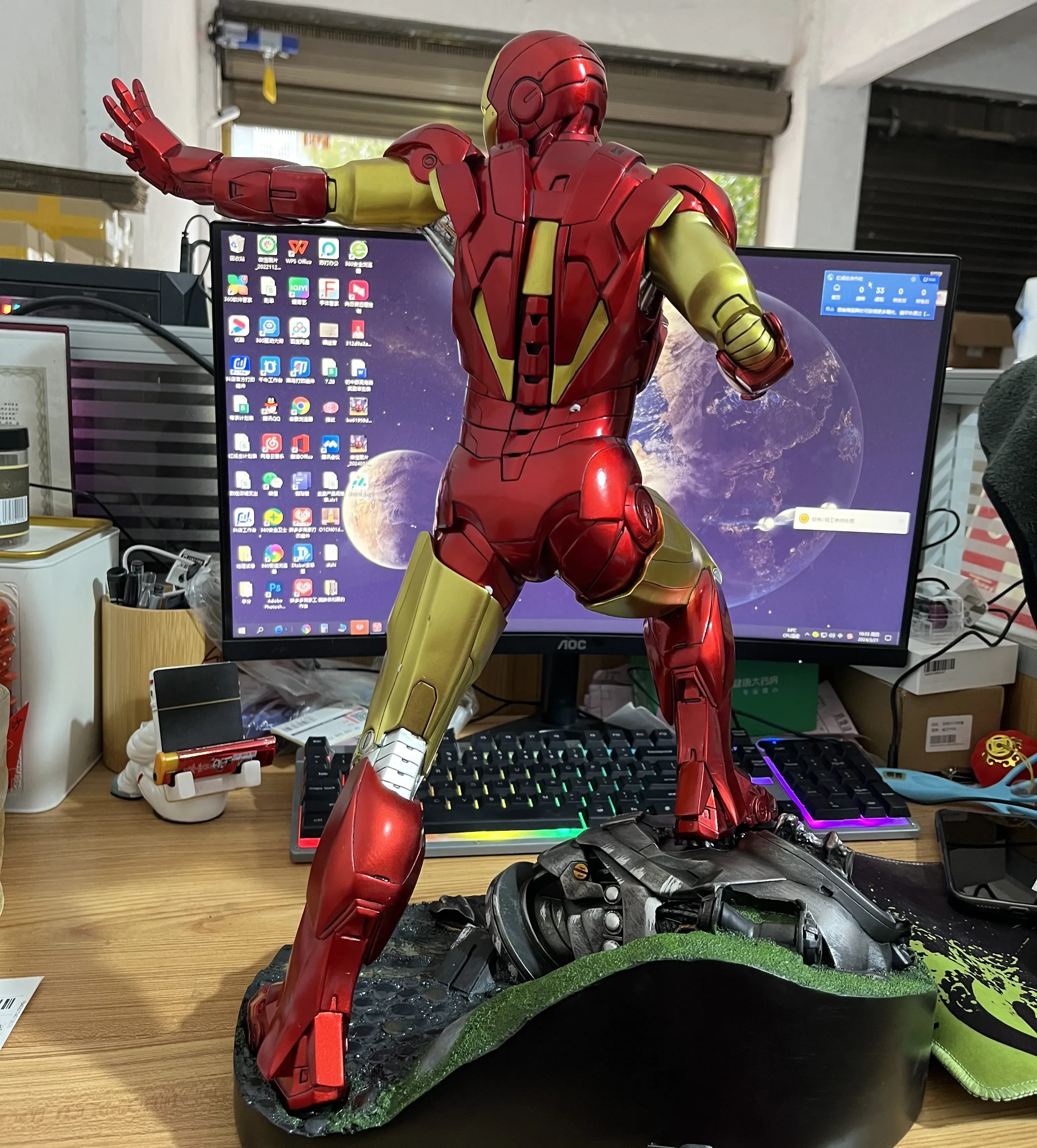 Iron Man 50cm Mk6 Anime Figures Avengers Iron Man Mk6 Large Figurine Luminous Figures Gk Model Ornaments Boyfriend Birthday Gift