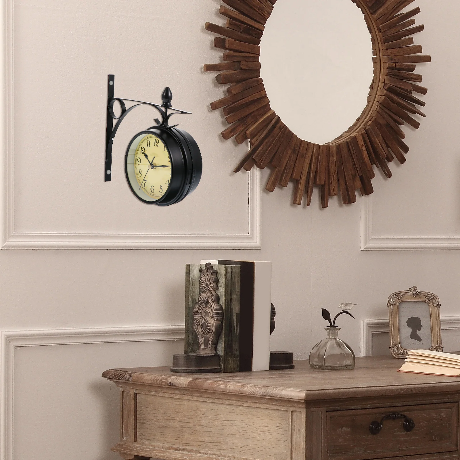 

Retro Double-Sided Hanging Wall Clock Wrought Iron Clock for Room Wall Decoration European Vintage Style