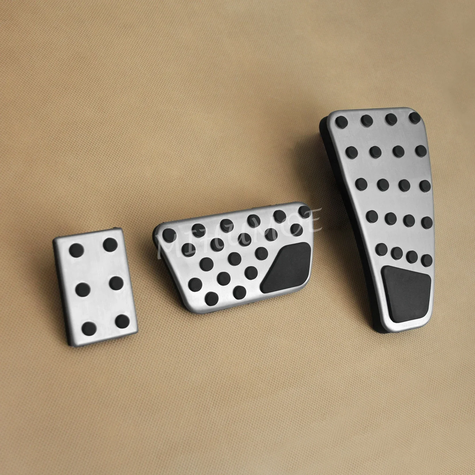 

Комплект накладок на педаль стоянкового тормоза из нержавеющей стали для Dodge Ram 2500 3500 2010-2024 гг.